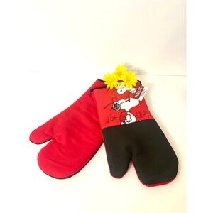 Peanuts Snoopy Joe Cool Red Black Oven Mitts 2 Pack Heat Resistant New